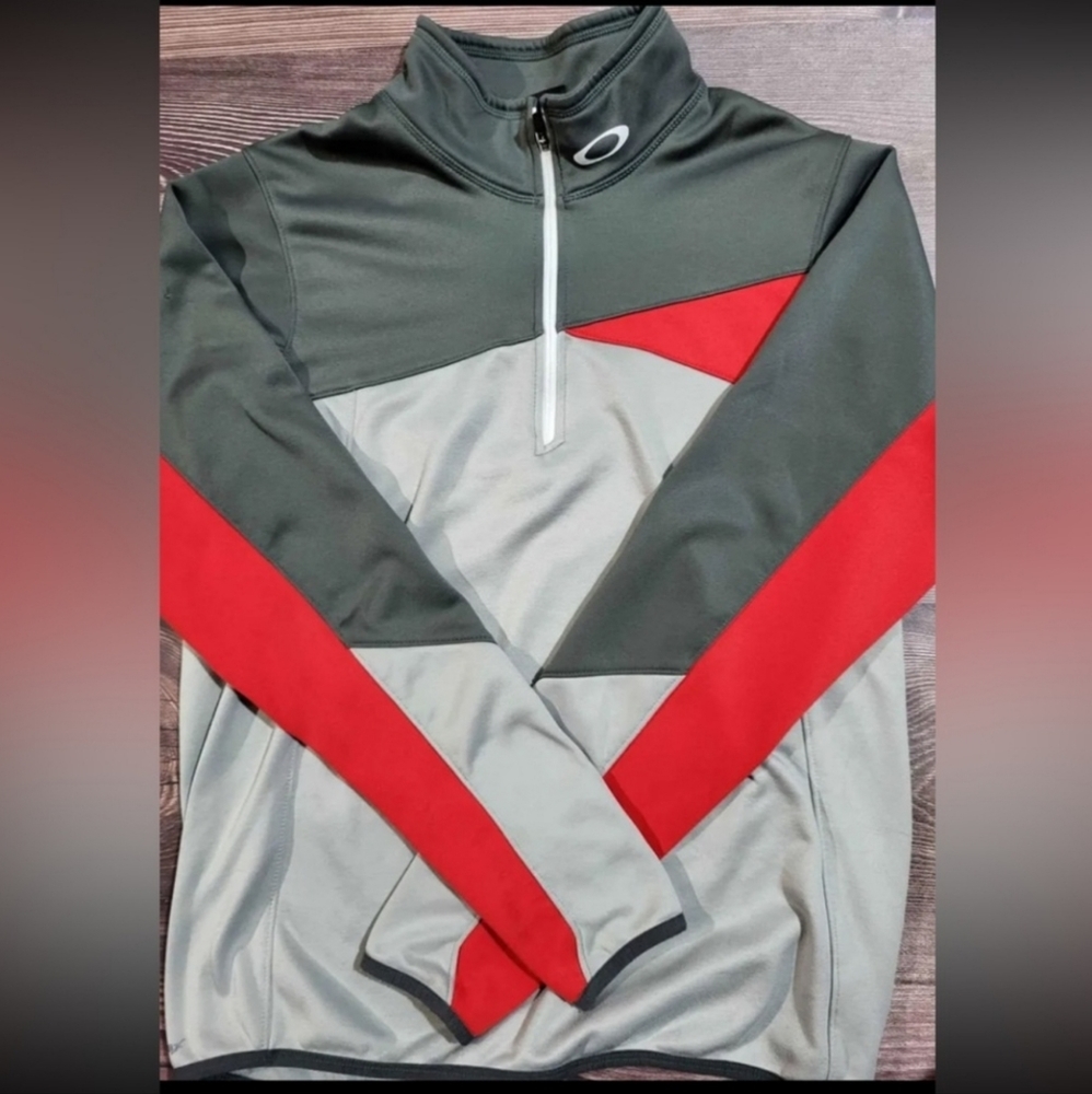 Oakley active quarter zip sweater